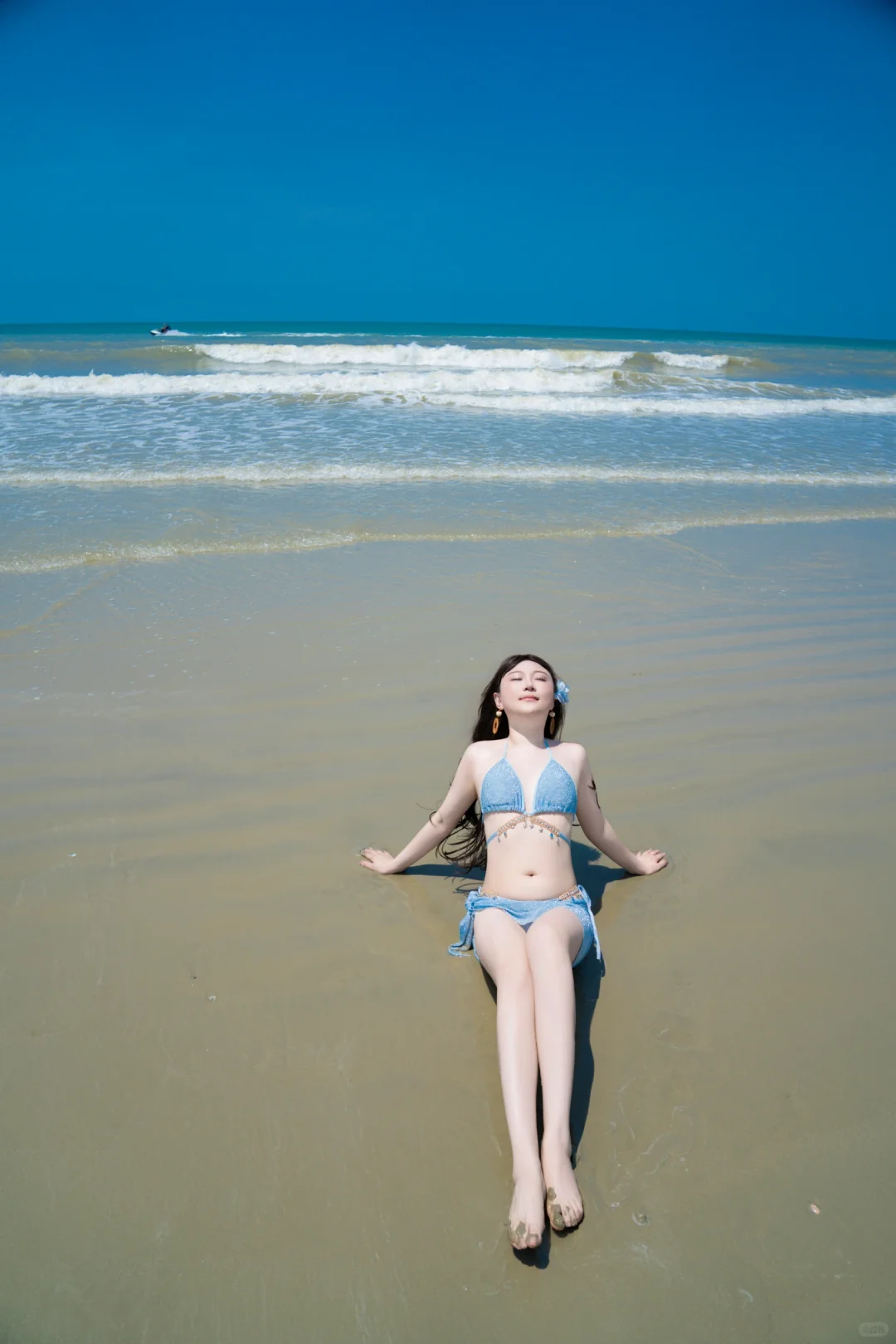 大海长腿妹妹，爱了爱了比基尼👙美女