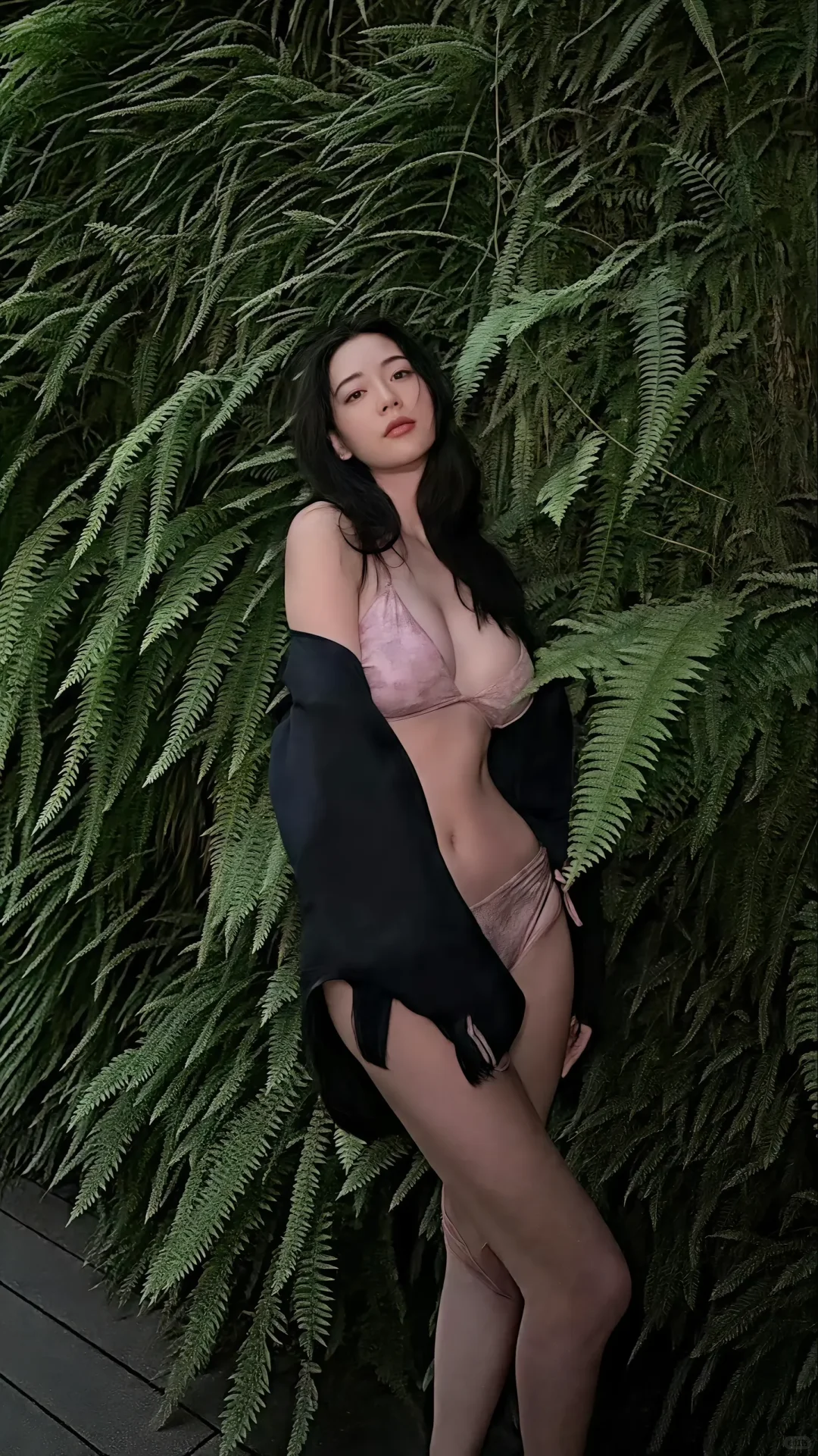 救命！克拉拉的泳装直接美到我心巴上💥