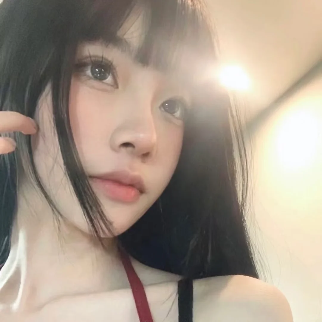 𝙒𝙚𝘾𝙝𝙖𝙩 头像|黑长直御姐