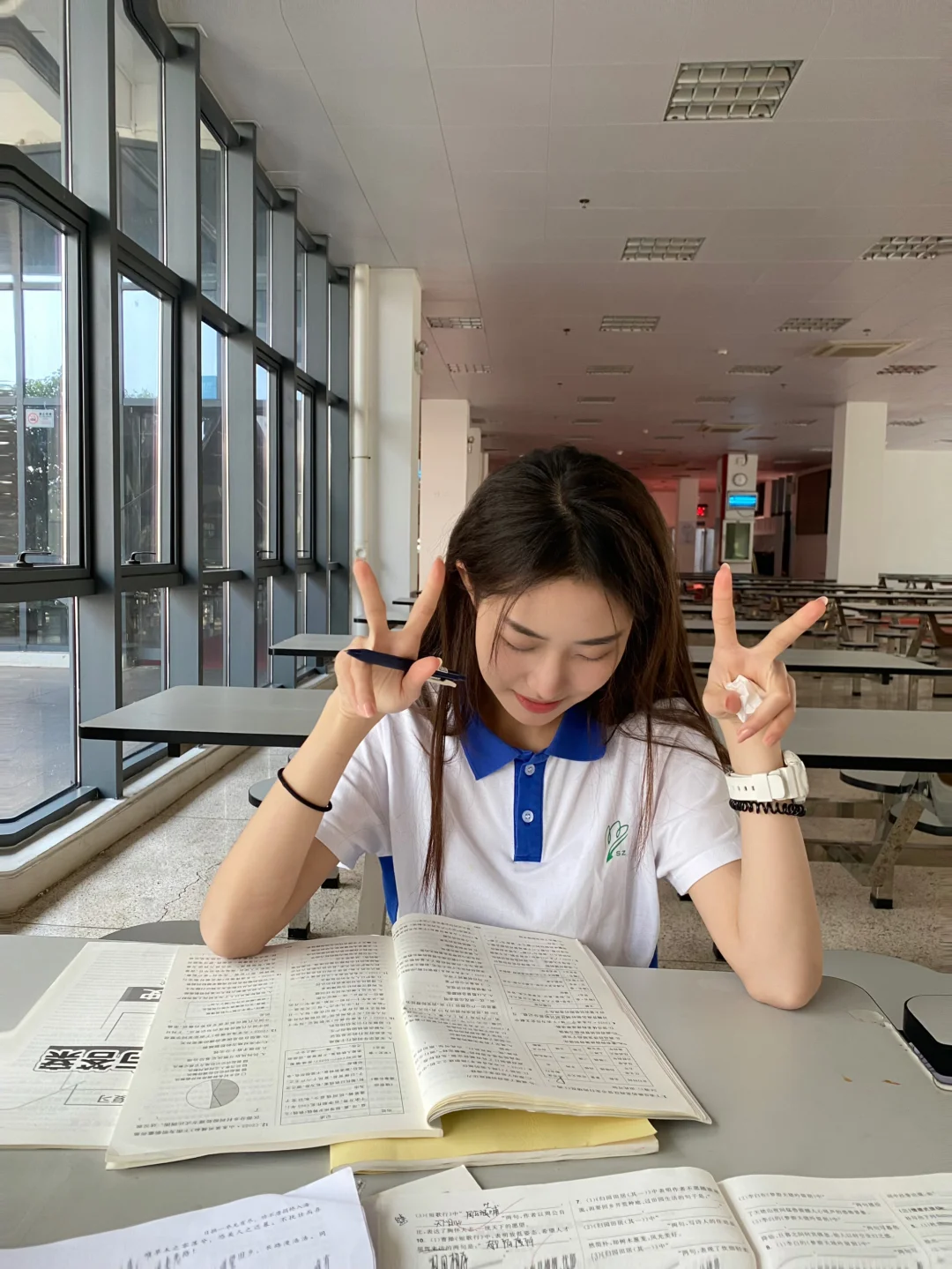 怎么一边高考一边还要臭美