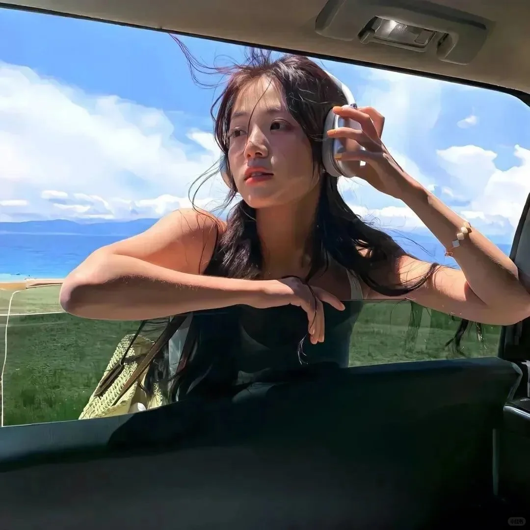 7.6 𝙒𝙚𝘾𝙝𝙖𝙩女生头像