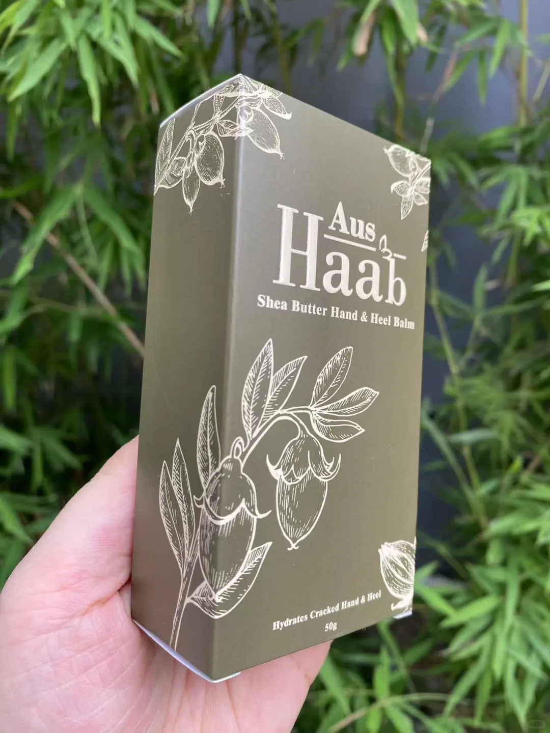 快瞧！我的玉足滑到反光啦！！！