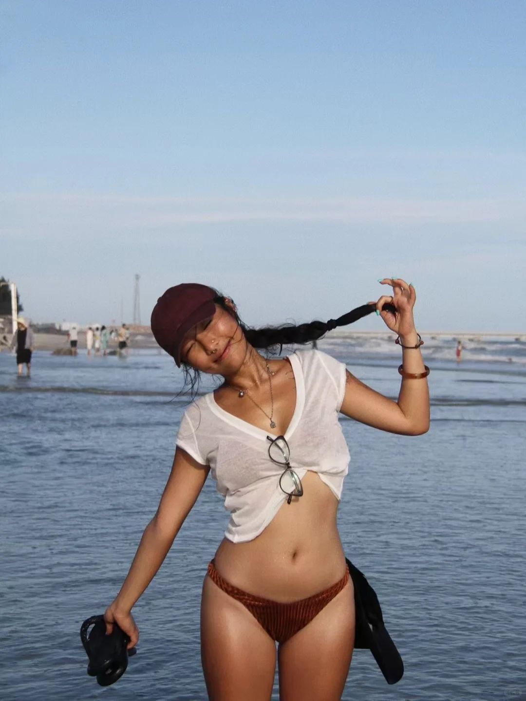小麦色女孩的夏天