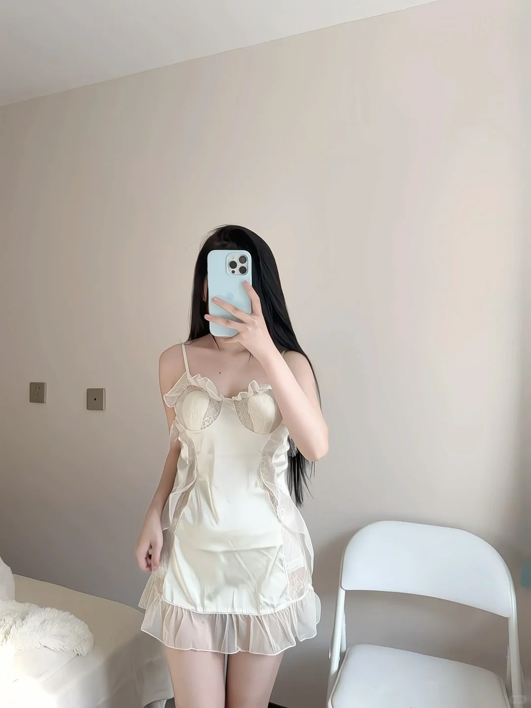 炎热的夏天需要好看穿着不闷热的裙子
