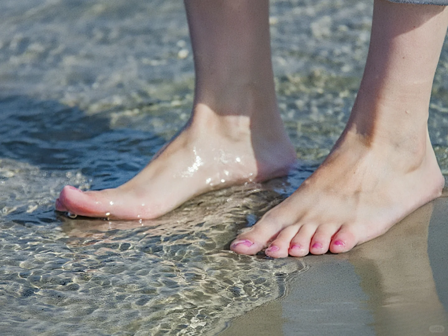 海边大片输在“脚”？度假前7天美脚冲刺