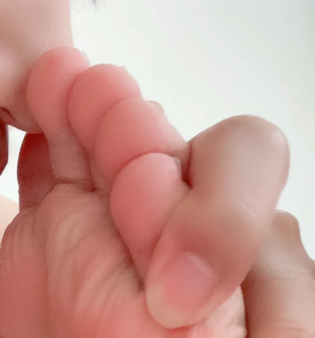 美女的脚不臭
