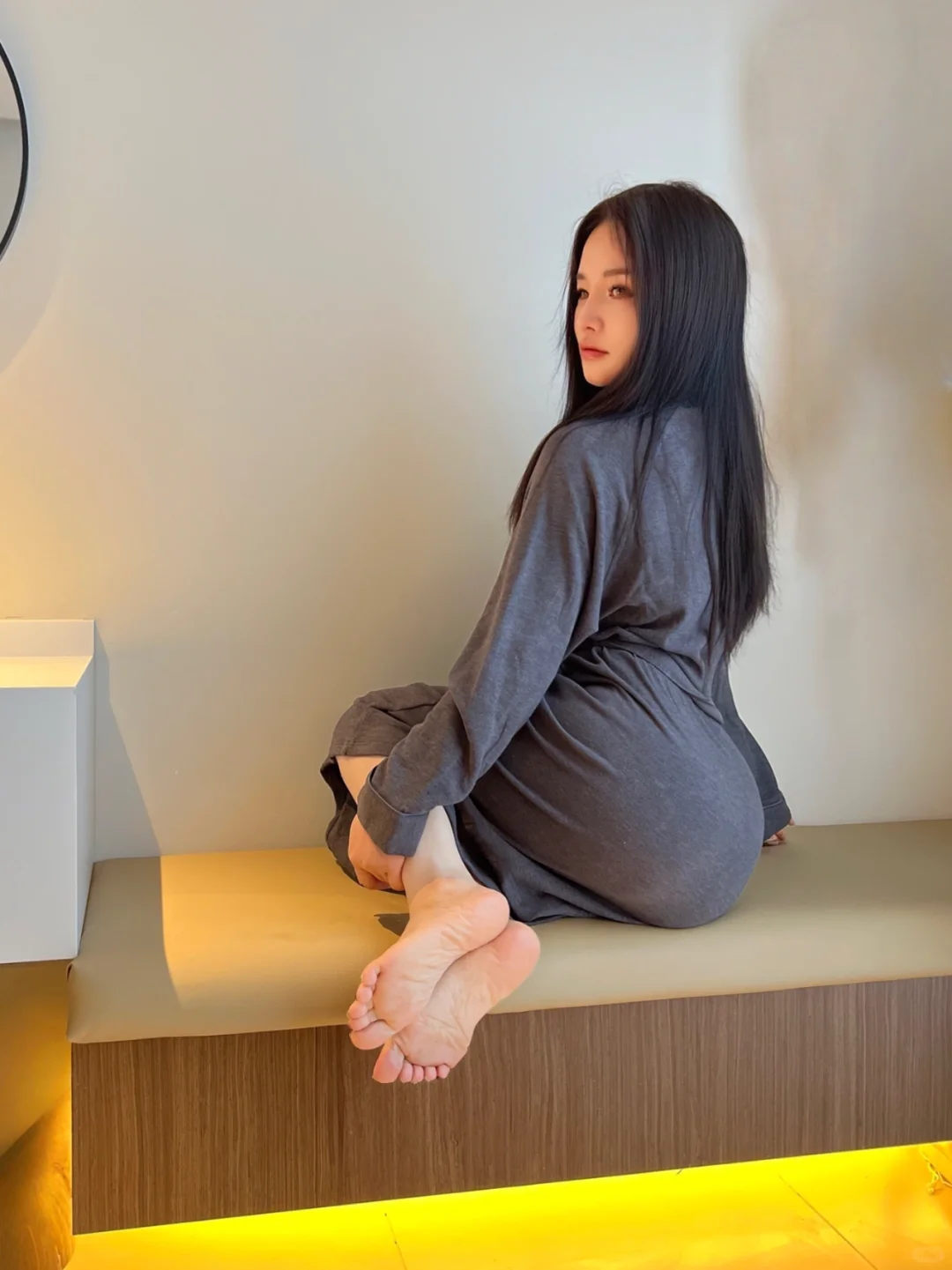 沙发里藏着我的松弛感美脚～