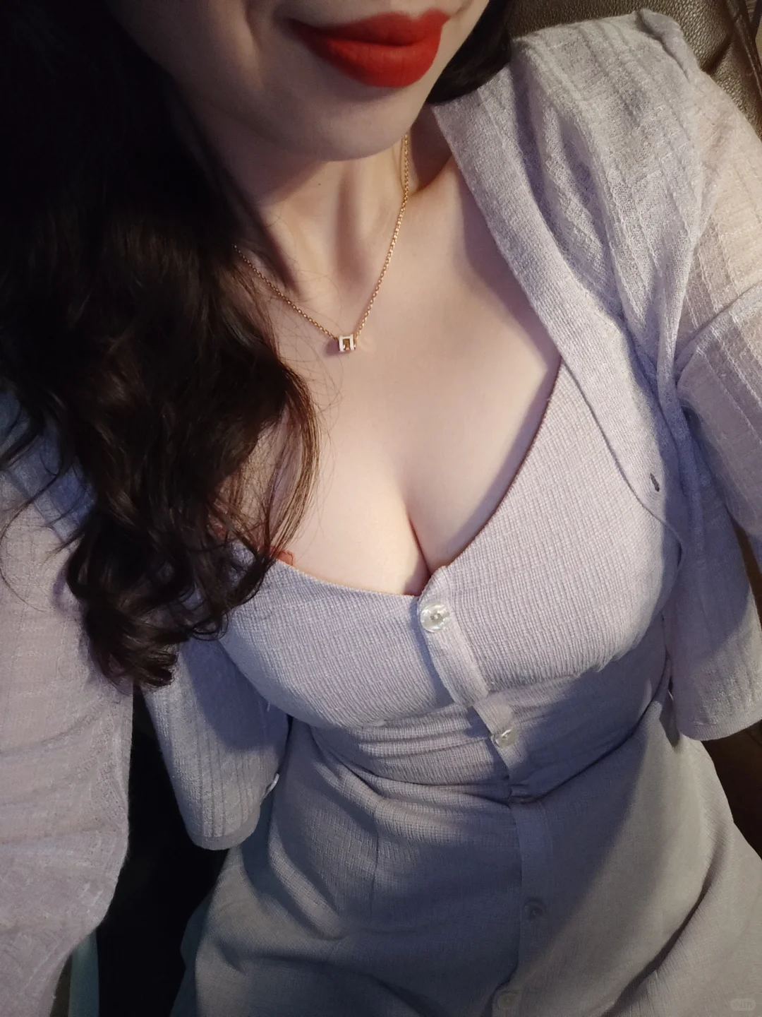 穿紫色很有韵味的姐姐，大🐻女孩夏日烦恼