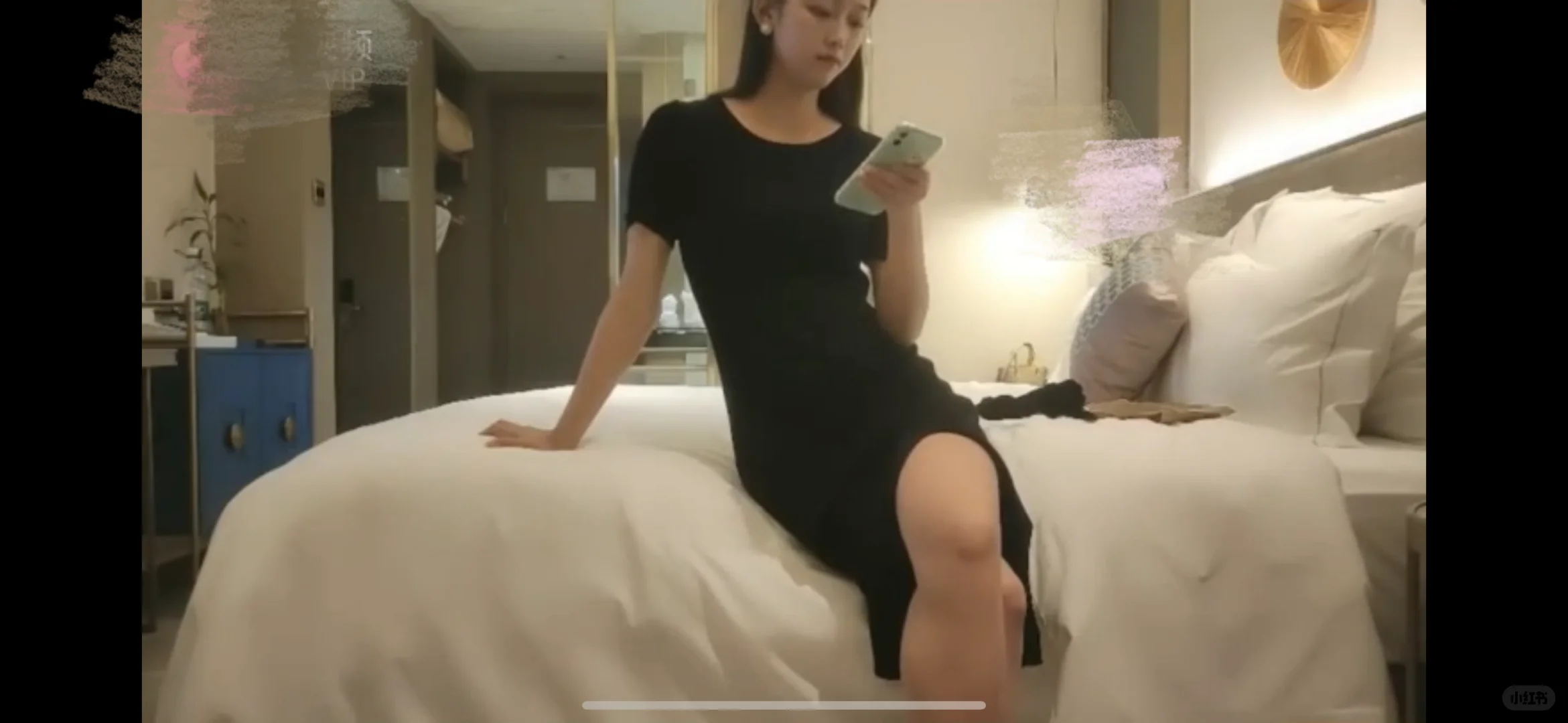 这么美怎么穿都好看！黑裙子