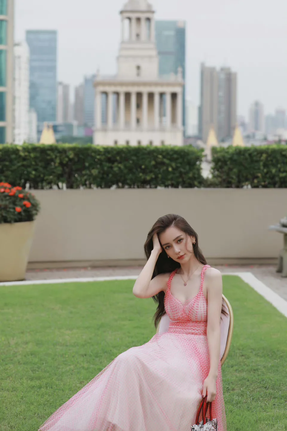 Angelababy泳池写真！！！最爱的一组大片