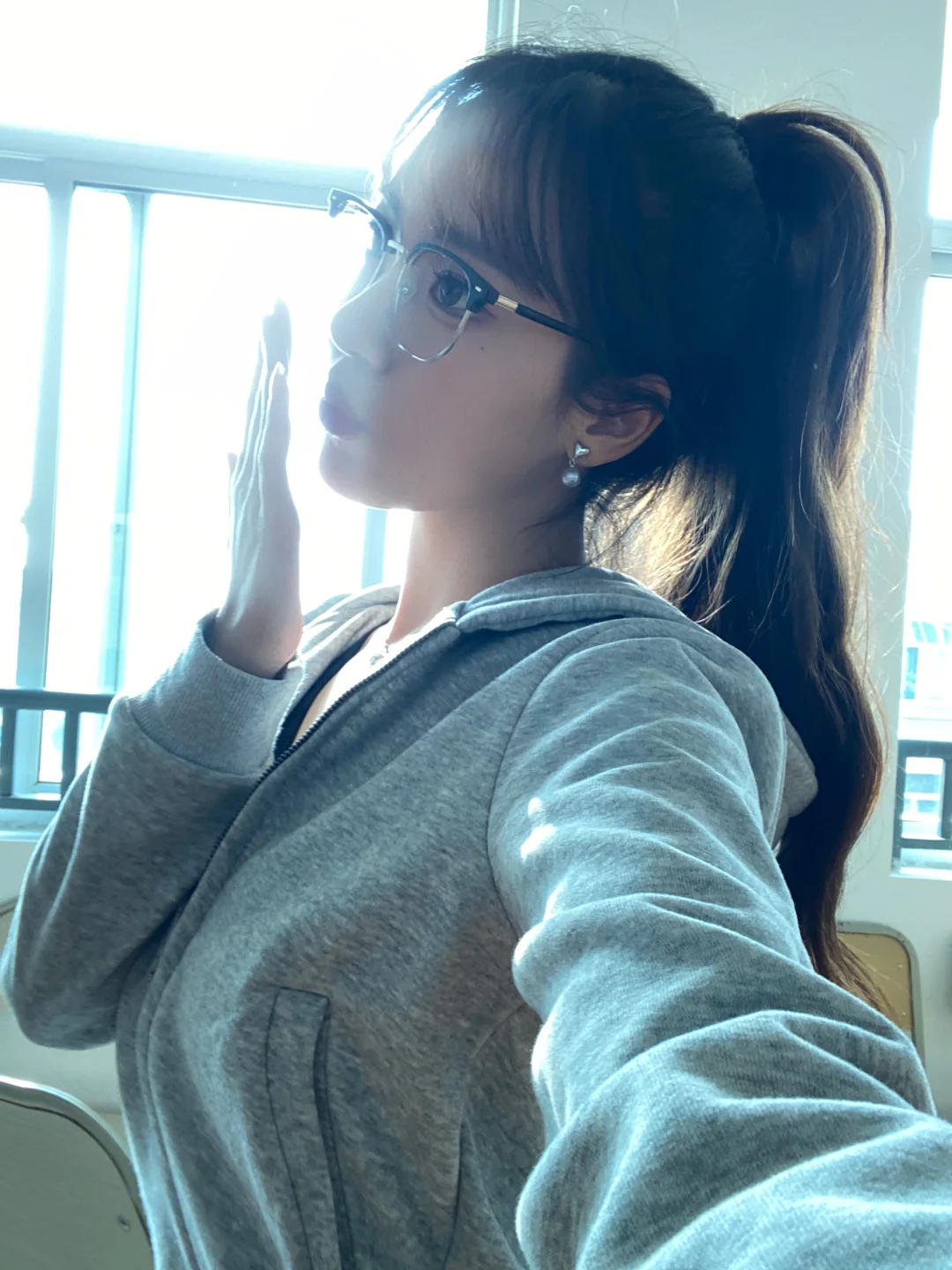 美女不拽 等着被甩😎
