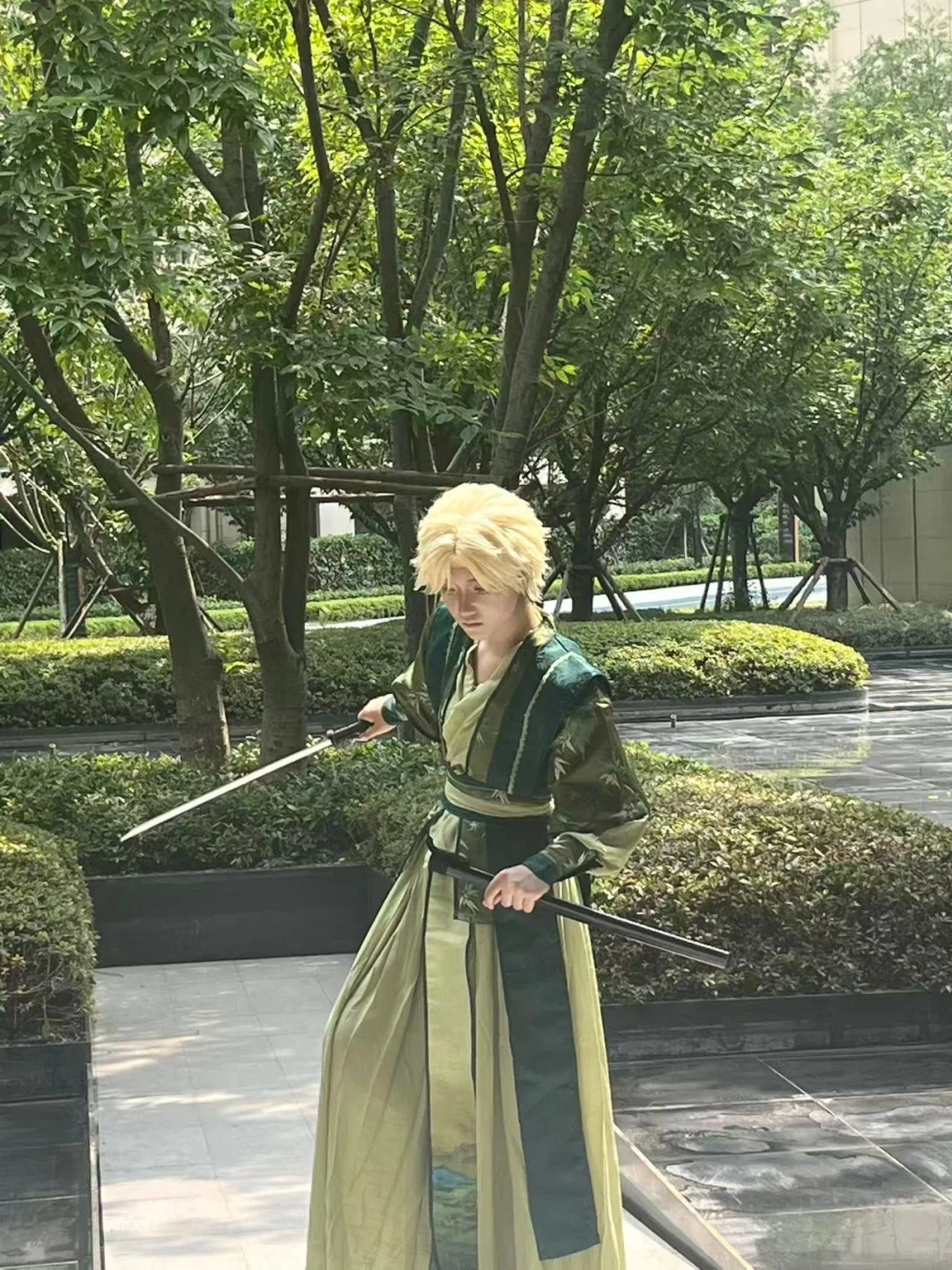 劳晴姐，来