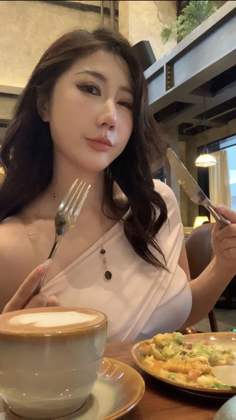 ⚞・◦・⚟☆‧₊˚