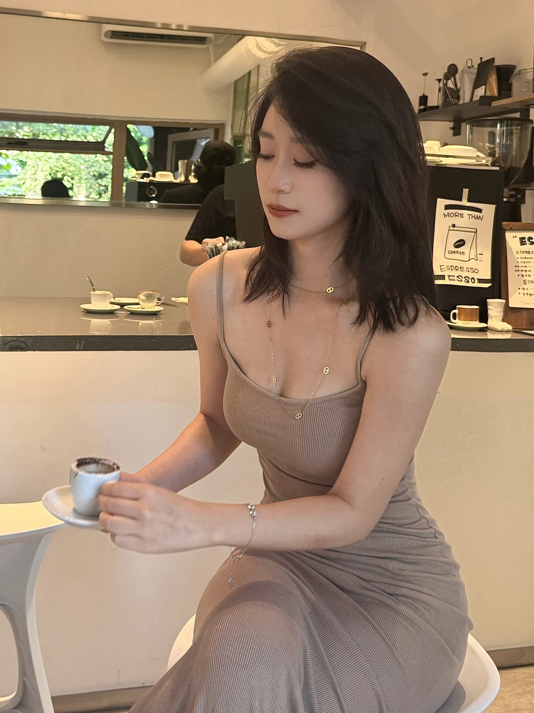 朋友说很人妻了