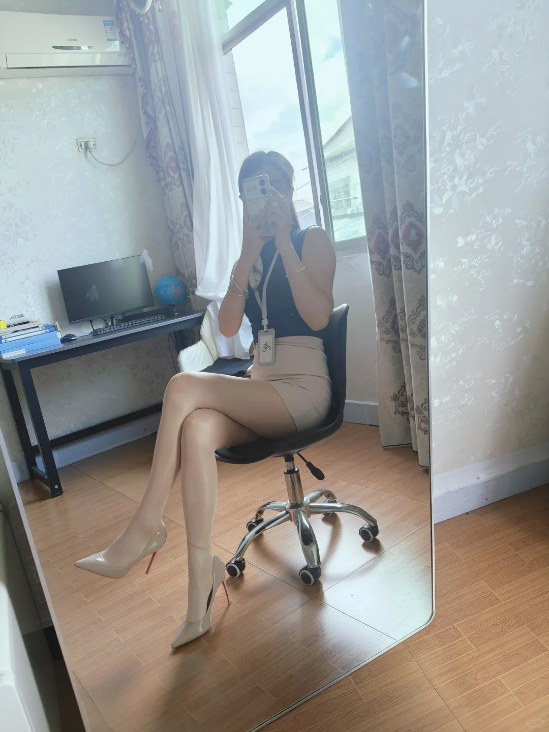 左滑🌸解锁御姐穿搭