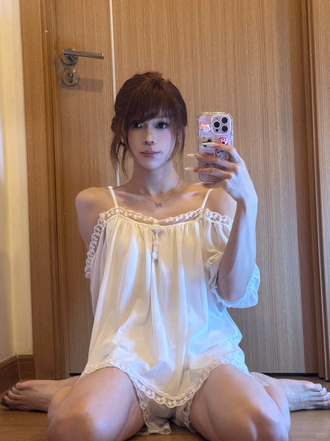 找到了男娘最不显男相的妆容