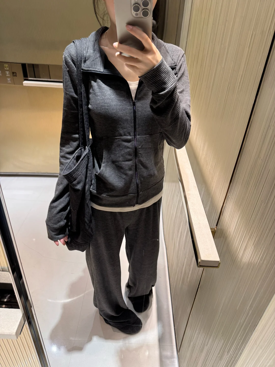 早秋灰色系套装~简约慵懒感!