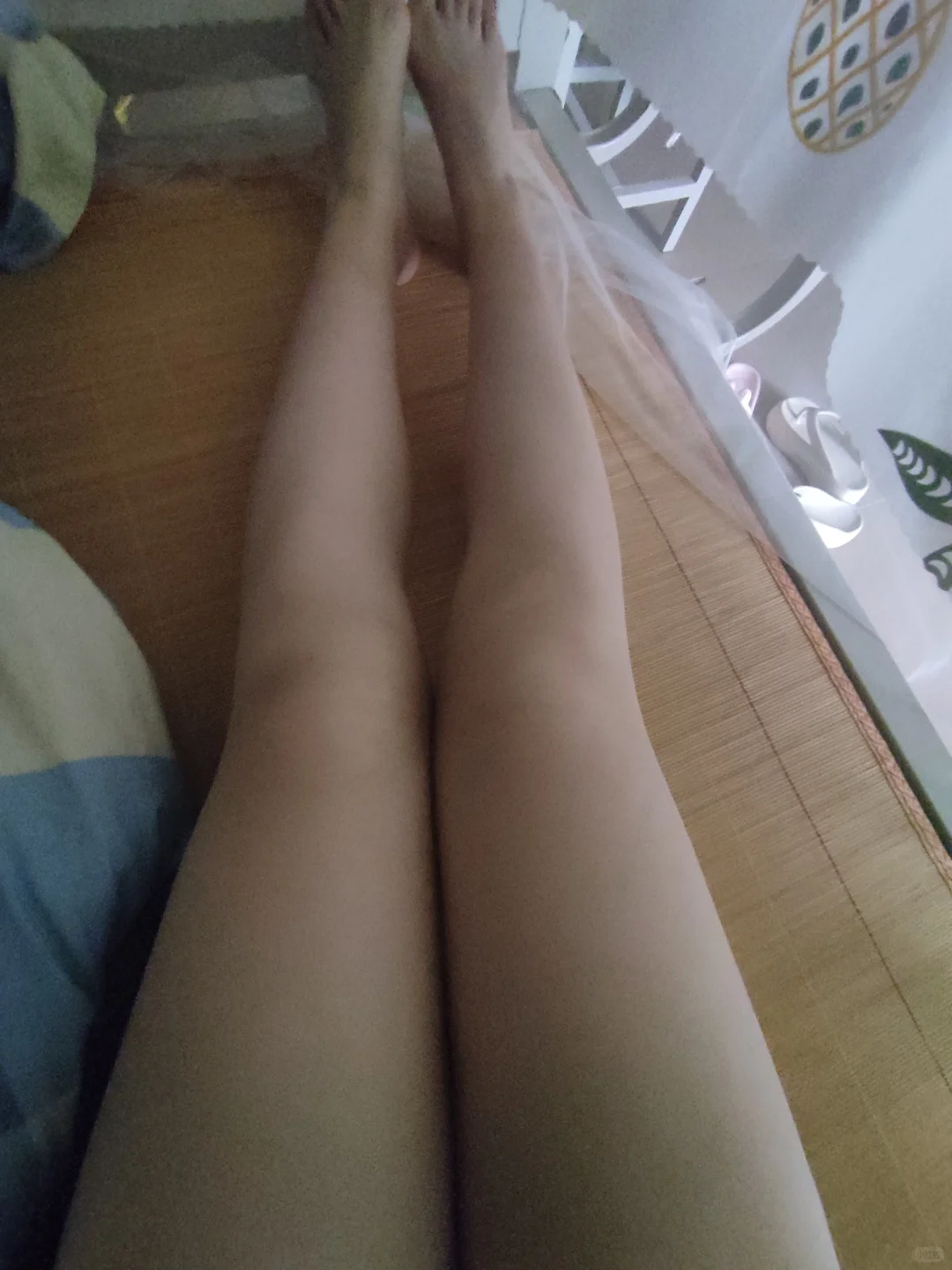 宿舍摆烂时刻｜我的腿腿也来凑个热闹～