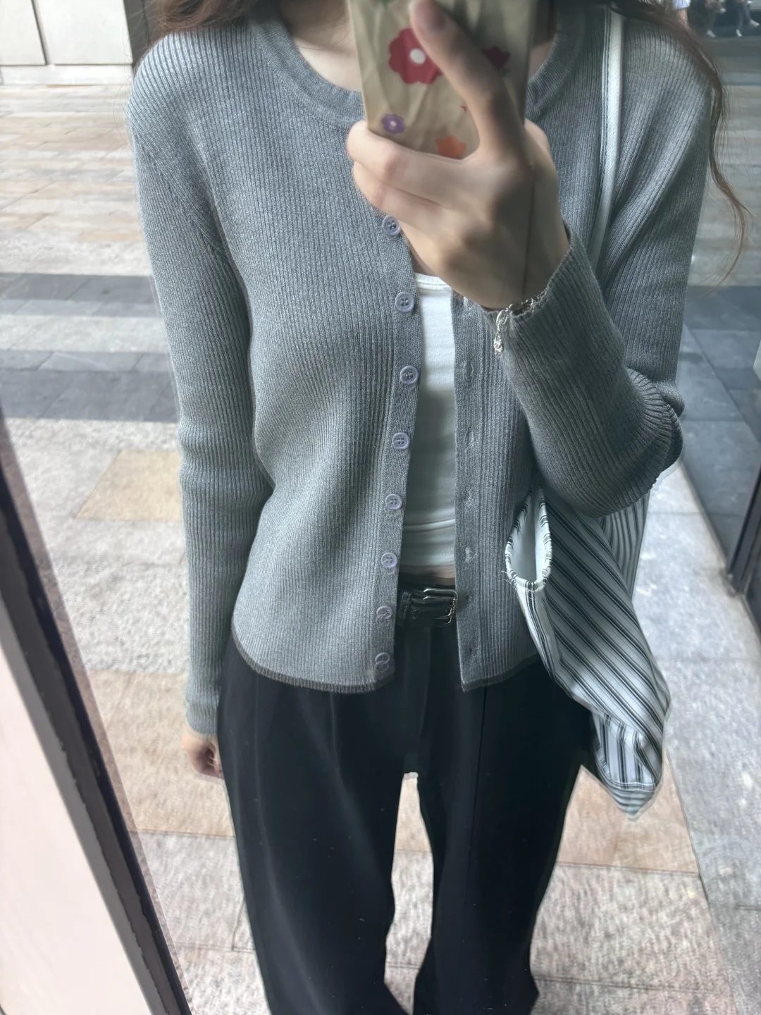 今日早八通勤穿搭～简约干净入个秋🍂～