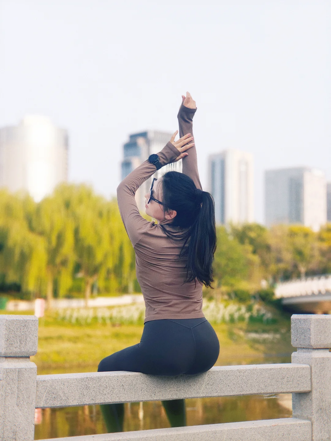 plog运动女孩的日常|美拉德系跑步穿搭