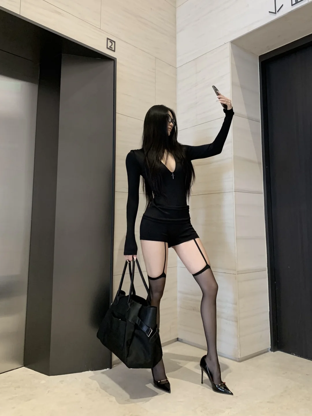来当我的炮灰