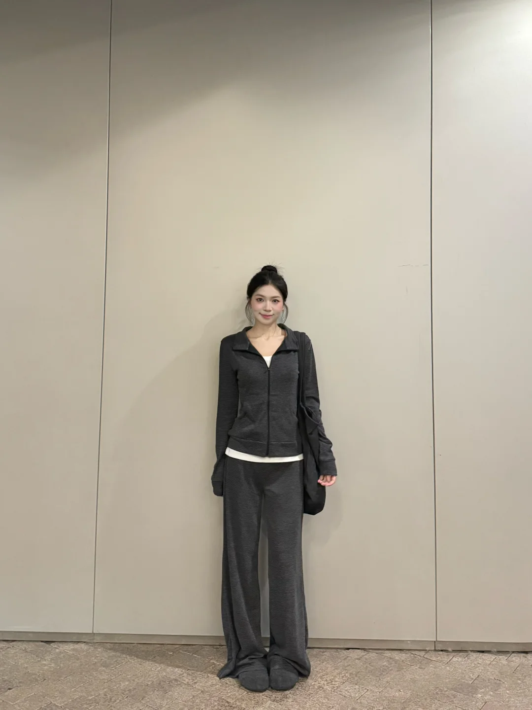 早秋灰色系套装~简约慵懒感!