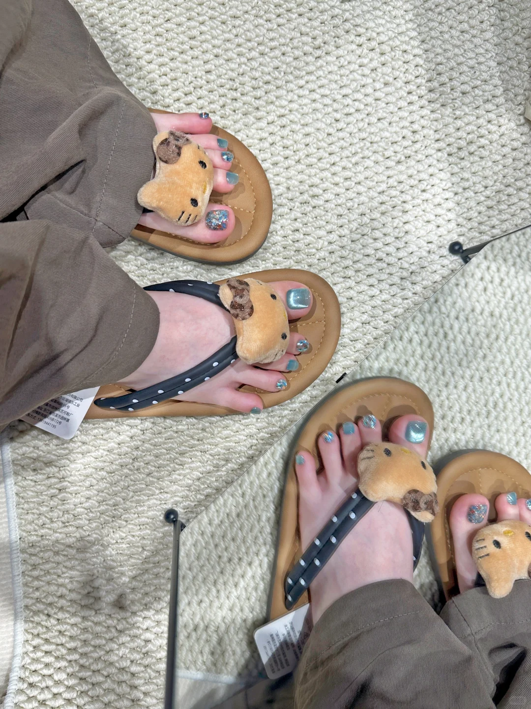 自己在家给jiojio做个美甲吧~