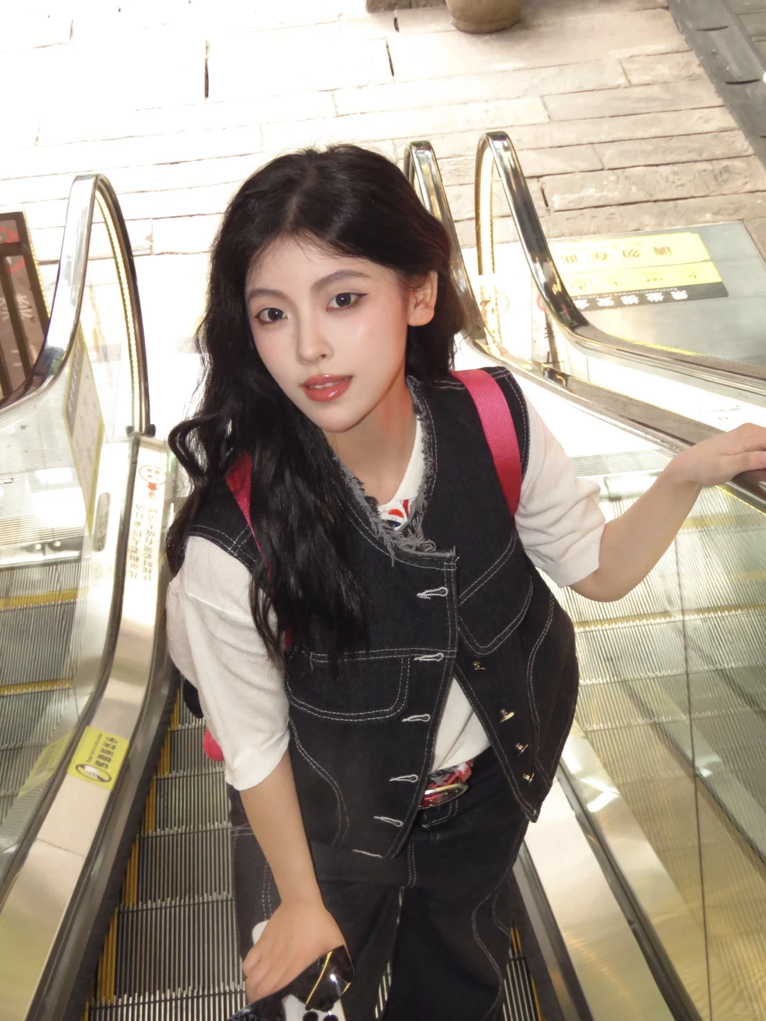 猜猜第一张美女是谁!