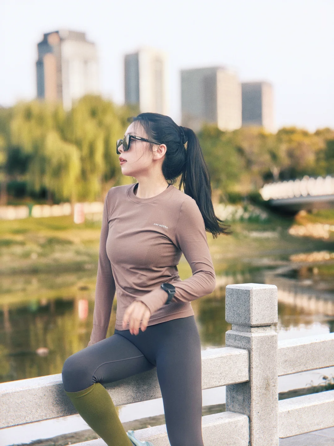 plog运动女孩的日常|美拉德系跑步穿搭