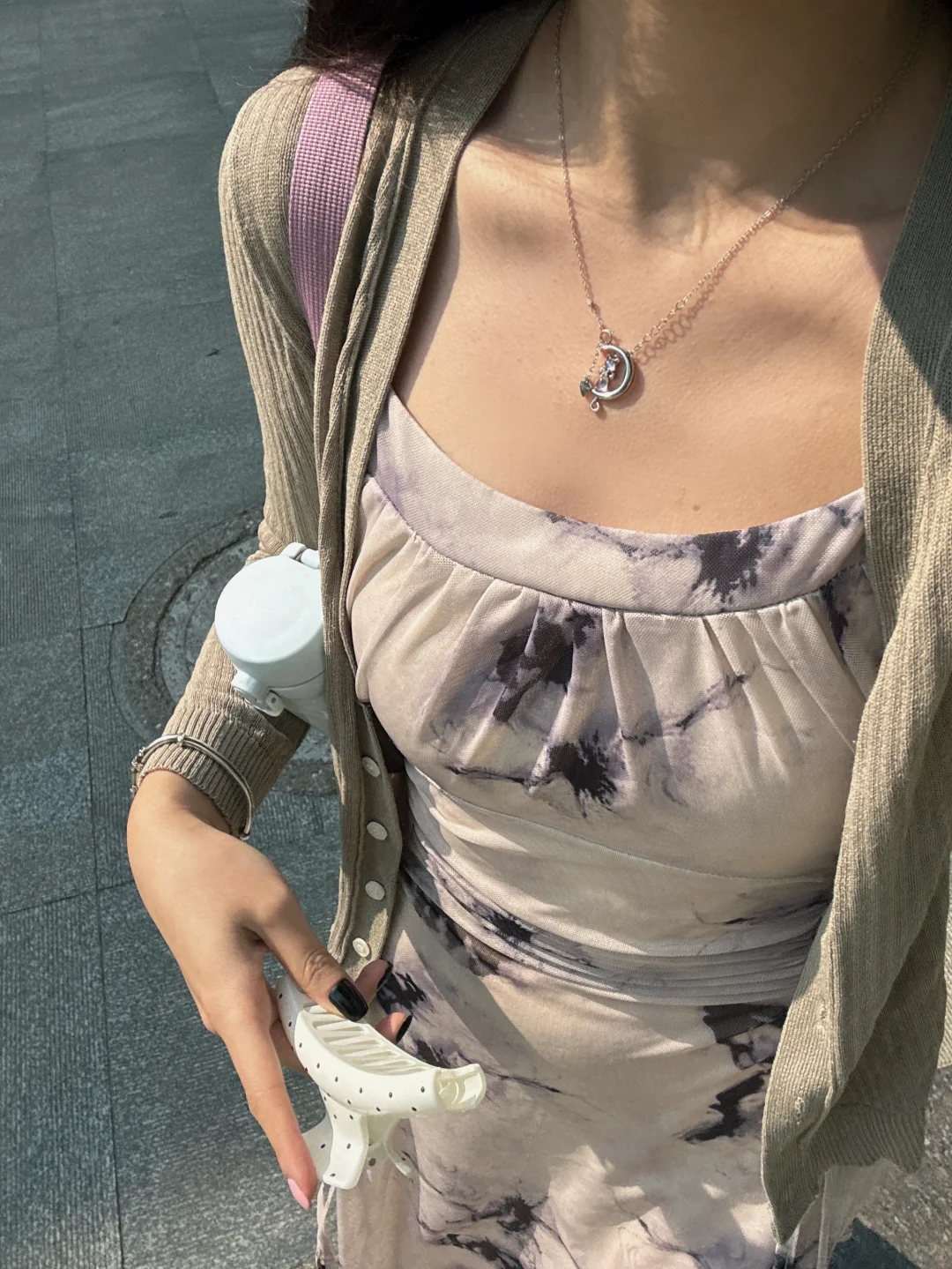 女大学生在校怎么穿～