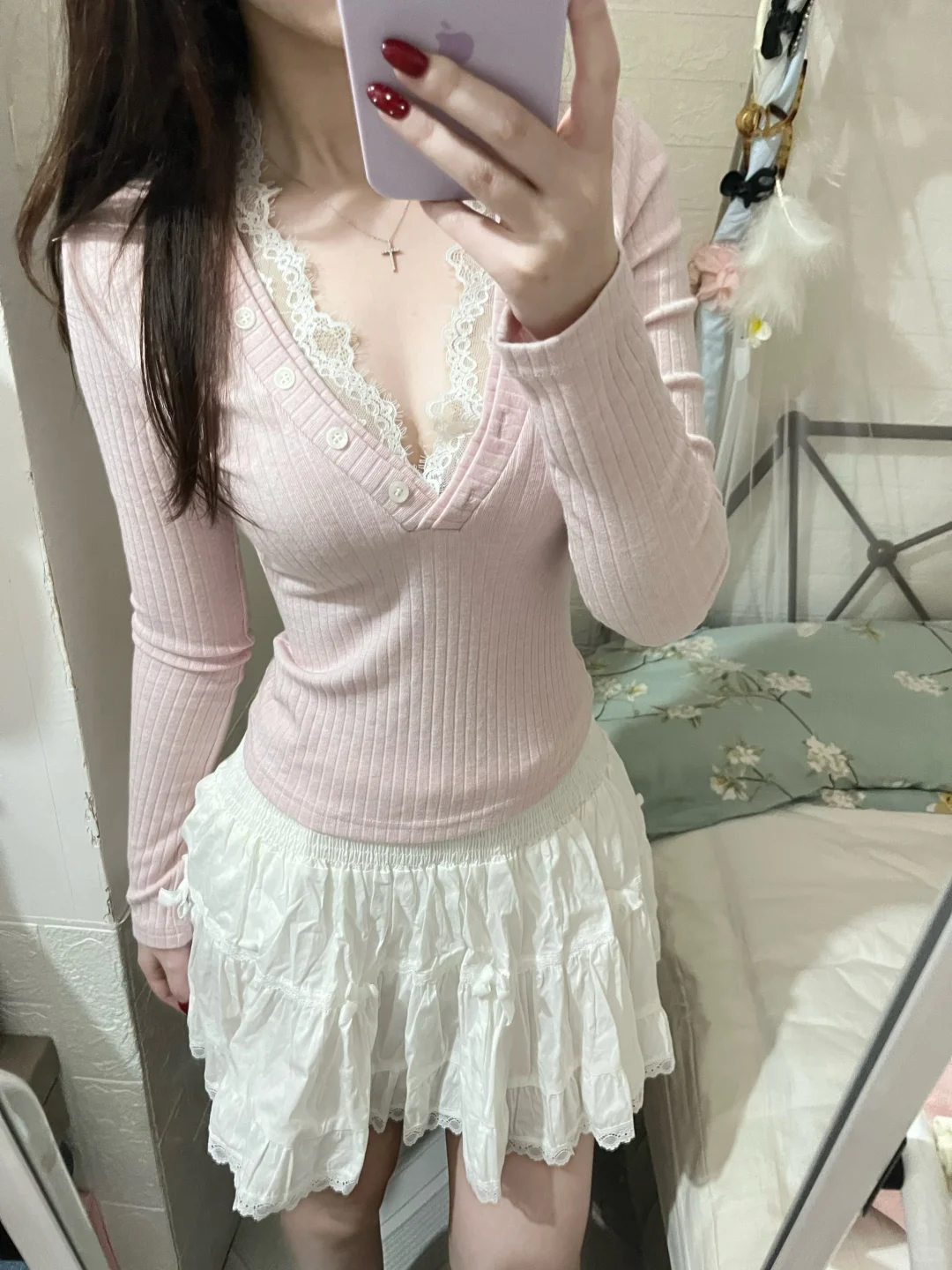女大纯欲风蕾丝花边上衣分享