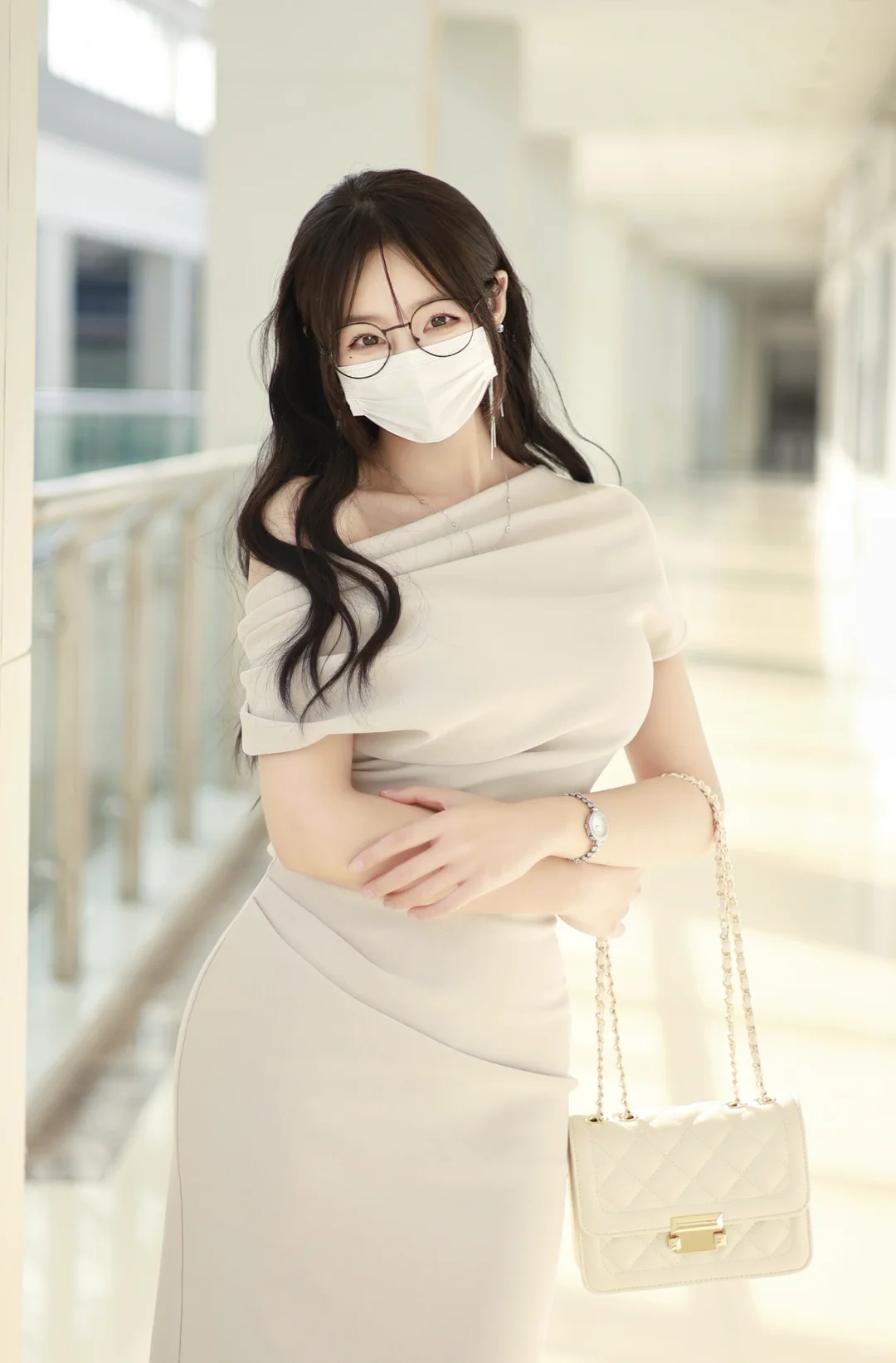 是小时候喜欢的大姐姐模样