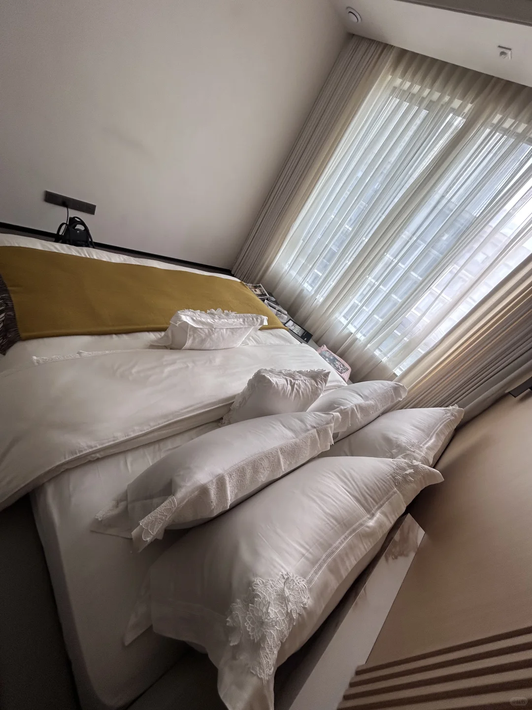 美到原地爆炸的水溶蕾丝，设计真的好独特