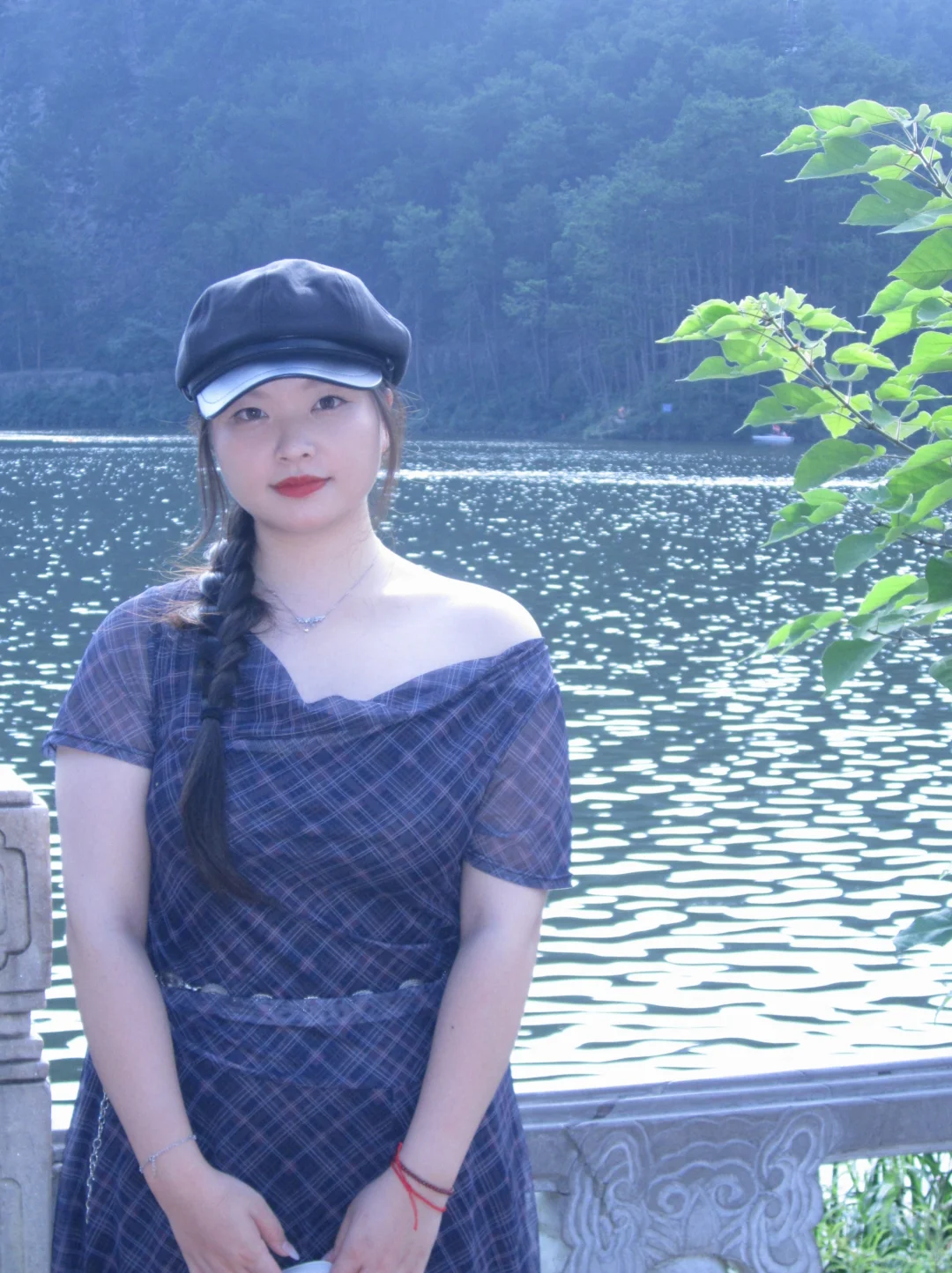 大学生放假库库出去玩儿