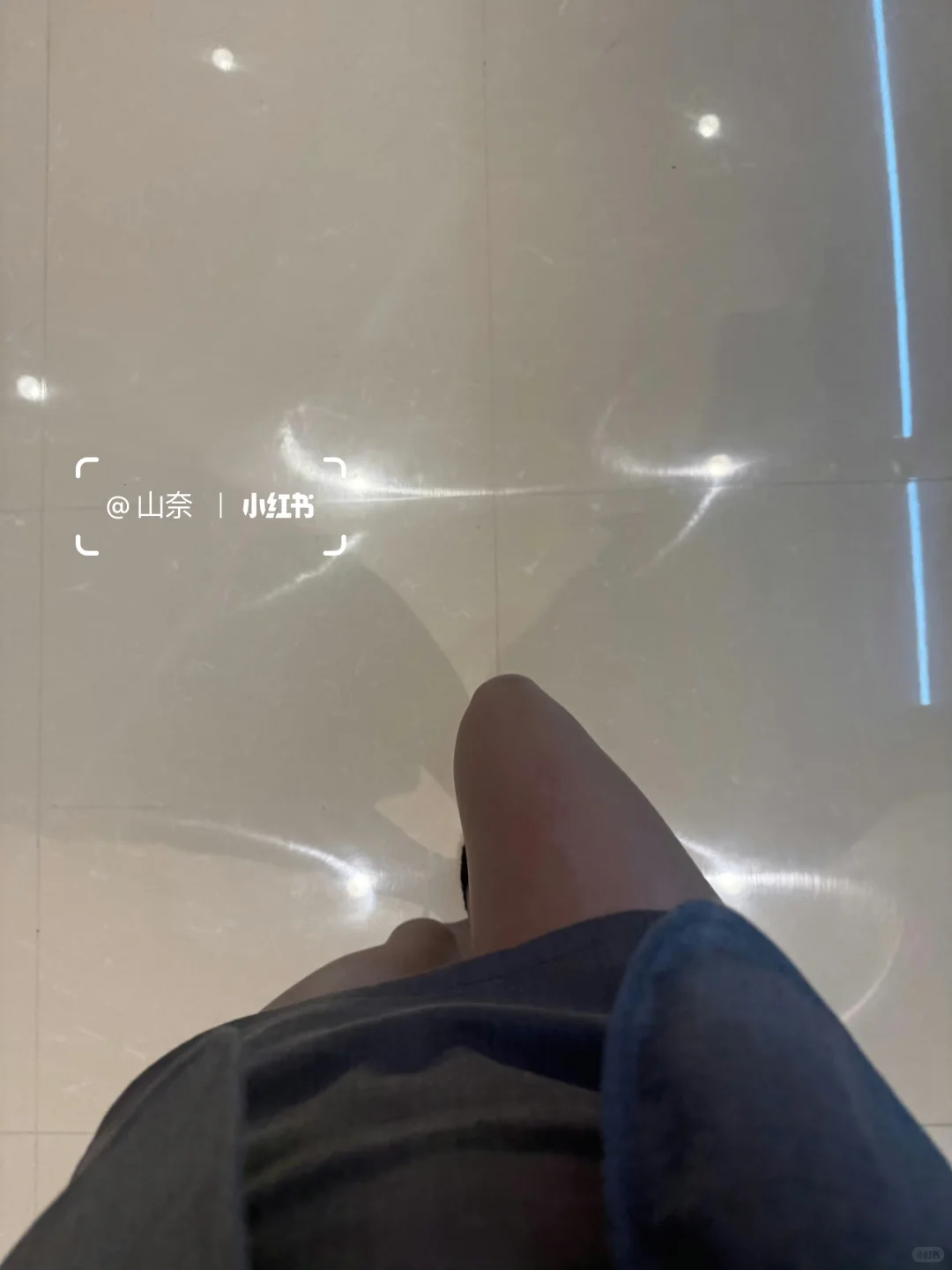 💅🏻今天的ootd，被这双丝袜拿捏住了！