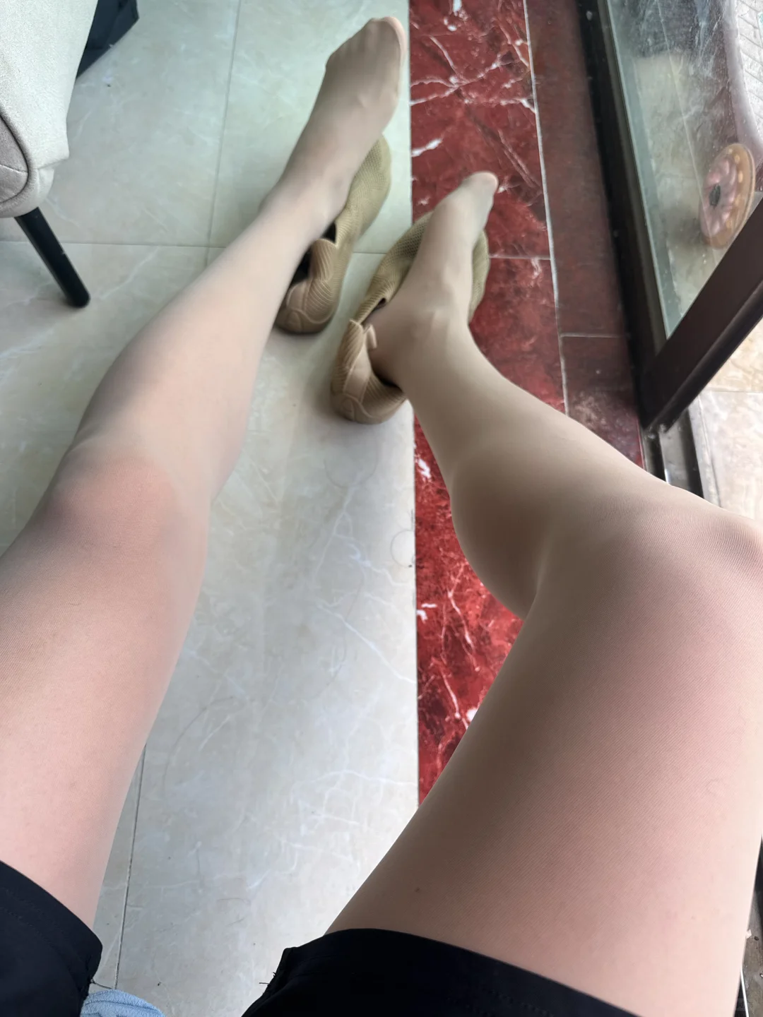 肉丝搭配这款针织鞋，绝绝子啊兄弟们