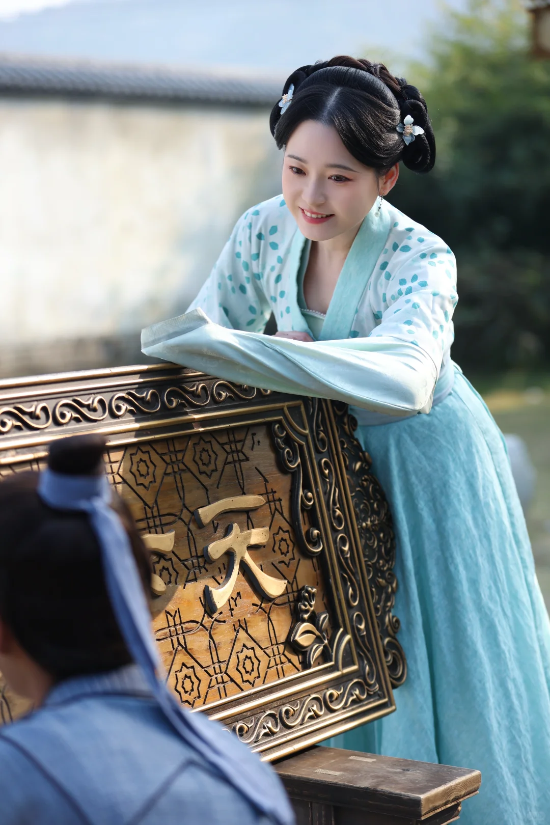 春色撩人今日开播！
