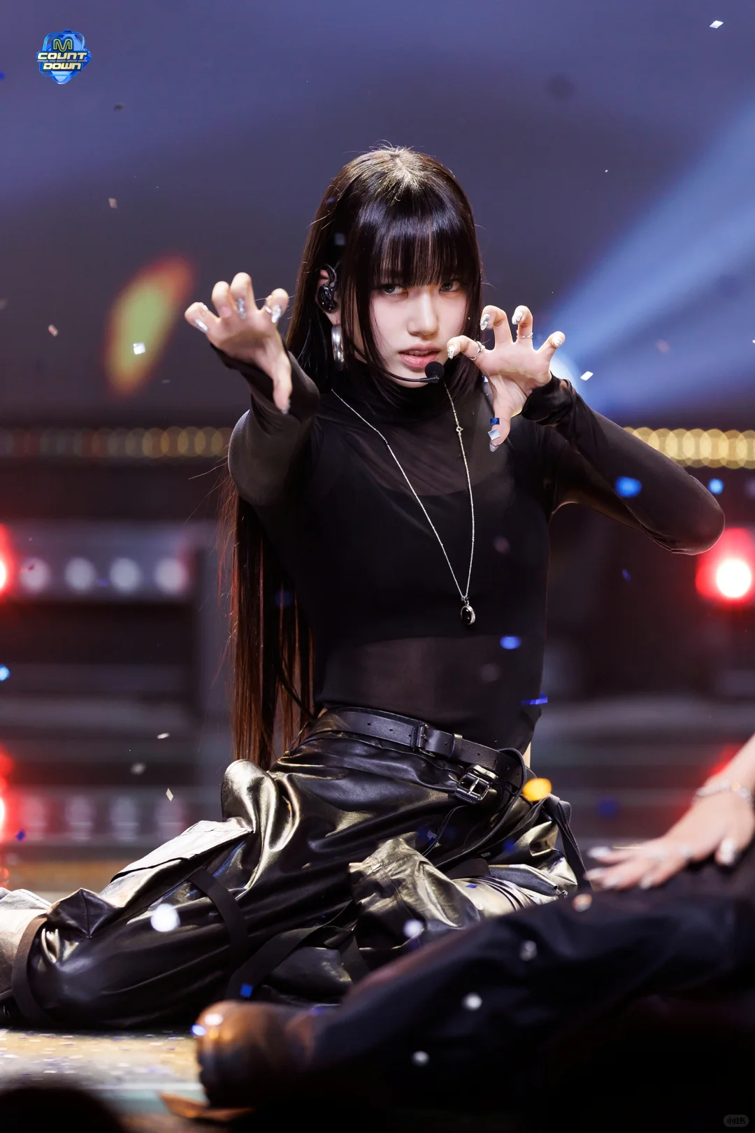 官方更新‘SOOIN ’1003舞台个人照