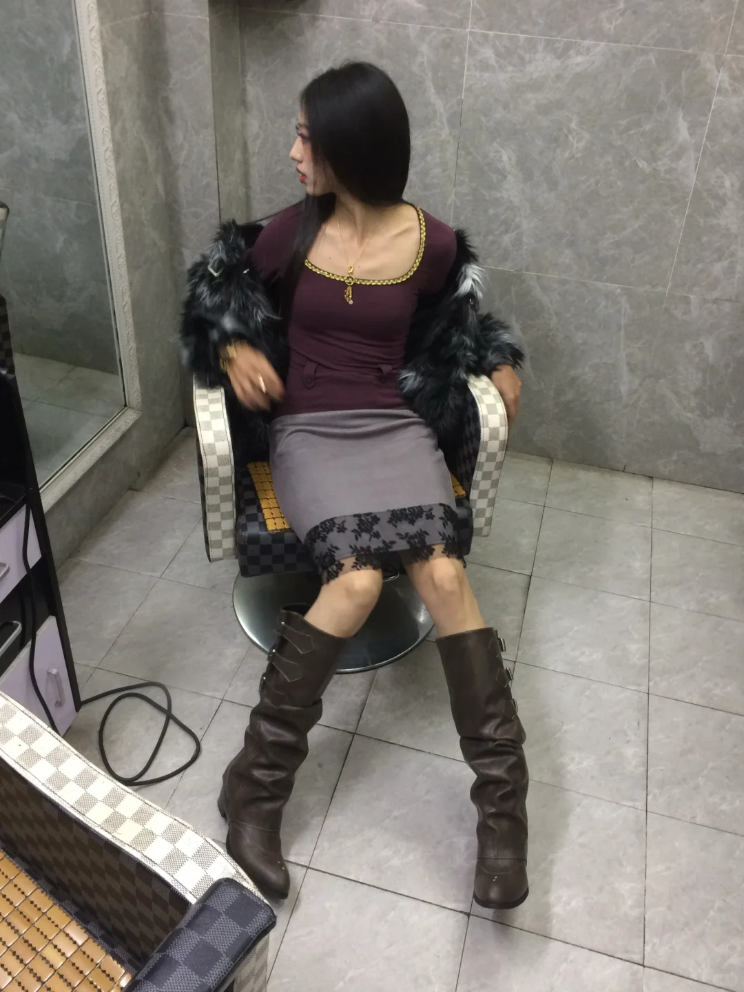 回到县城当小美