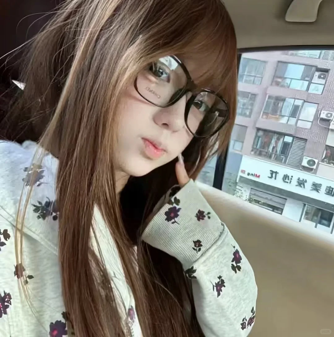 WeChat.复古港风女頭