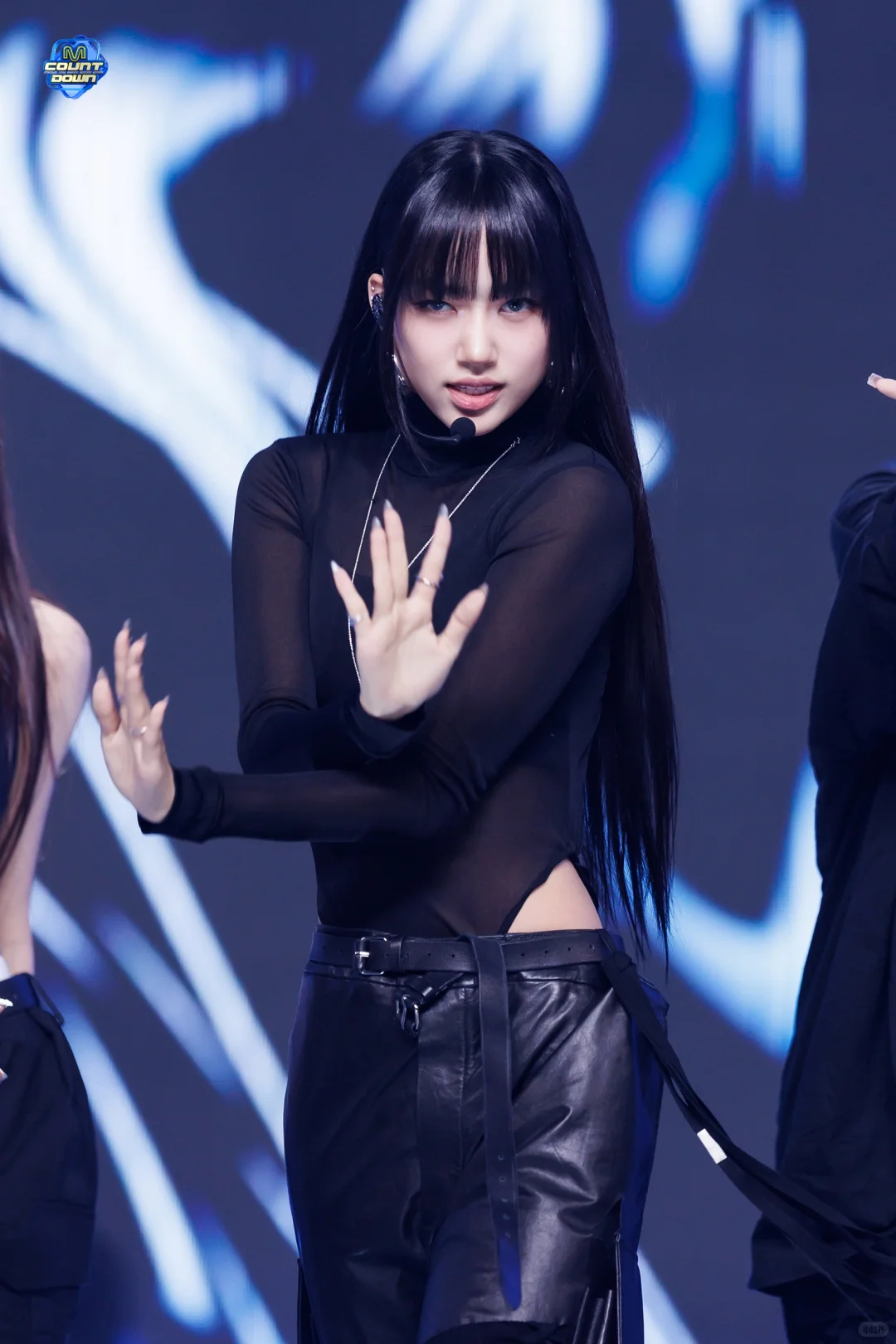 官方更新‘SOOIN ’1003舞台个人照