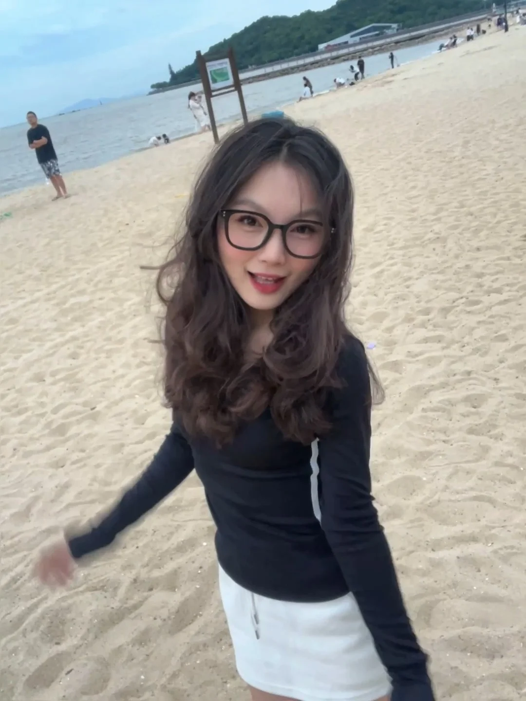 有人相爱 有人夜里开车看海