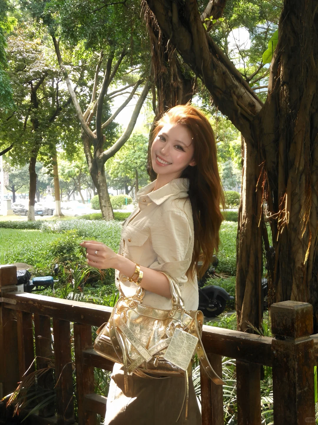 ゞ ^ ~^雨后の光