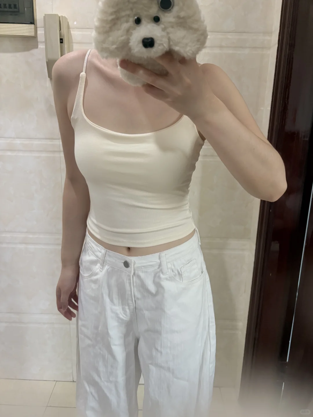 在🍠花了17.8💰买了件奶杏色吊带！！