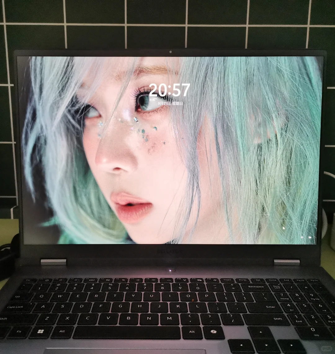 非常满意的电脑壁纸
