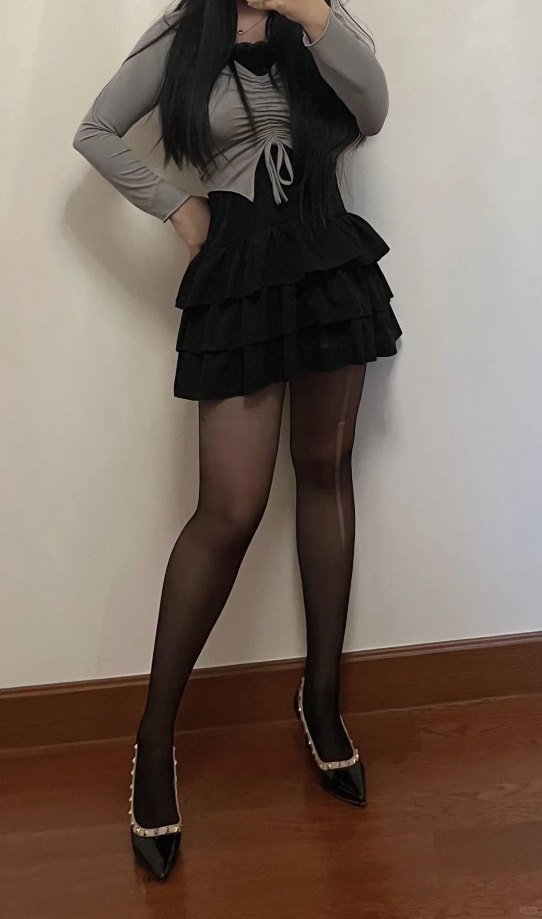 该死的指甲总是勾破🧦呜呜呜