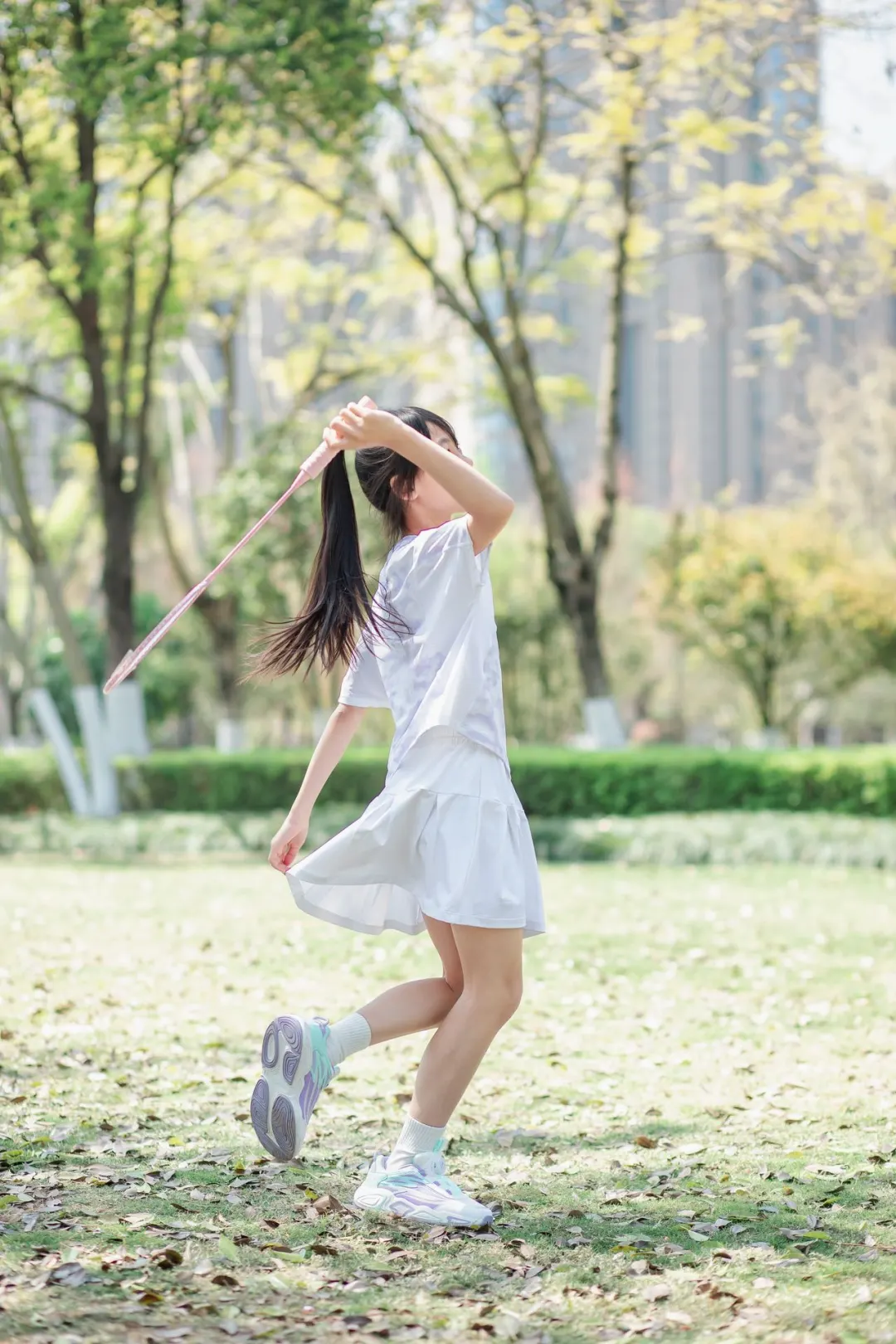 运动少女羽毛球🏸️
