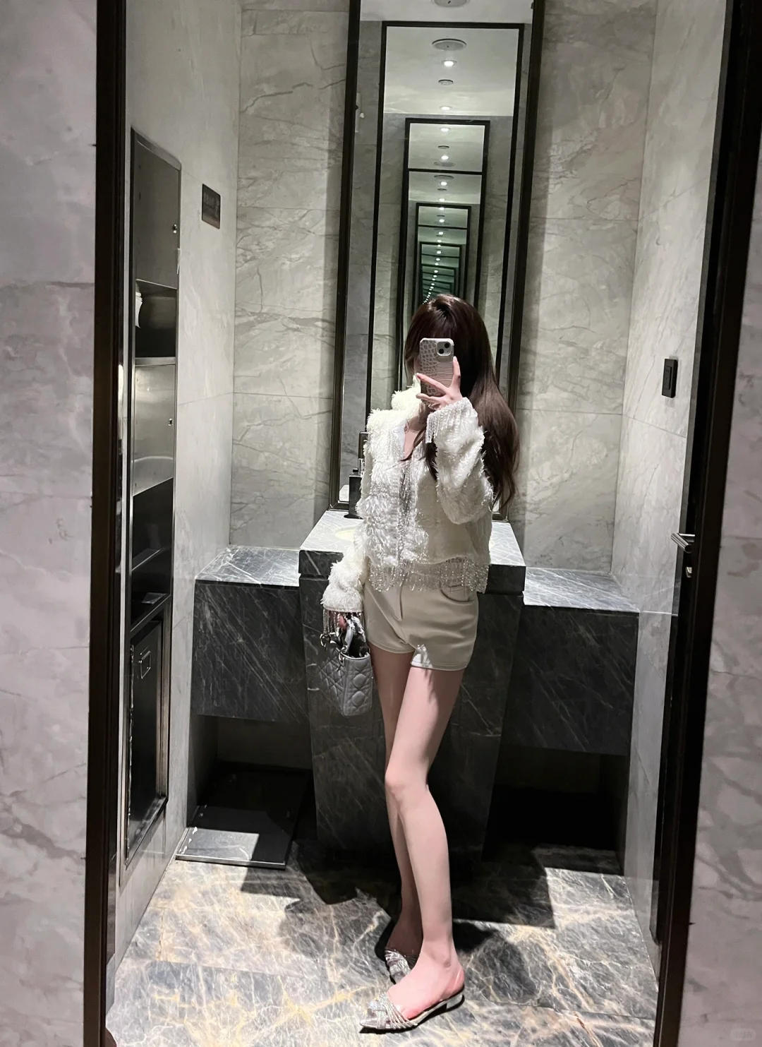 这套好富家千金啊！！气质住了～