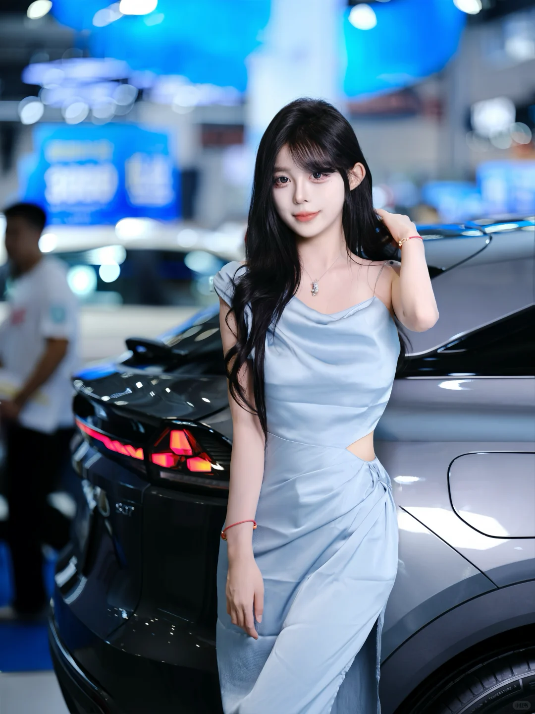 今天的模特是车模啊🚗