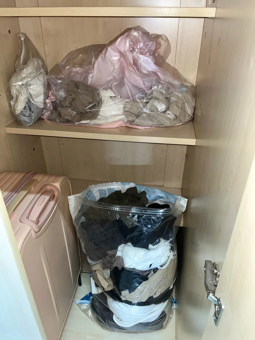 整理了自己的衣柜，迎接夏天👙